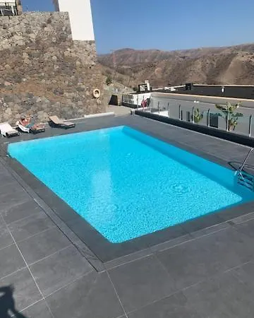 Altos De Arguineguin * Las Palmas de Gran Canaria